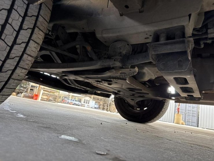 2015-ford-transit-image-27