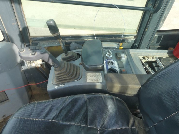 2004-komatsu-wa250-5-image-16