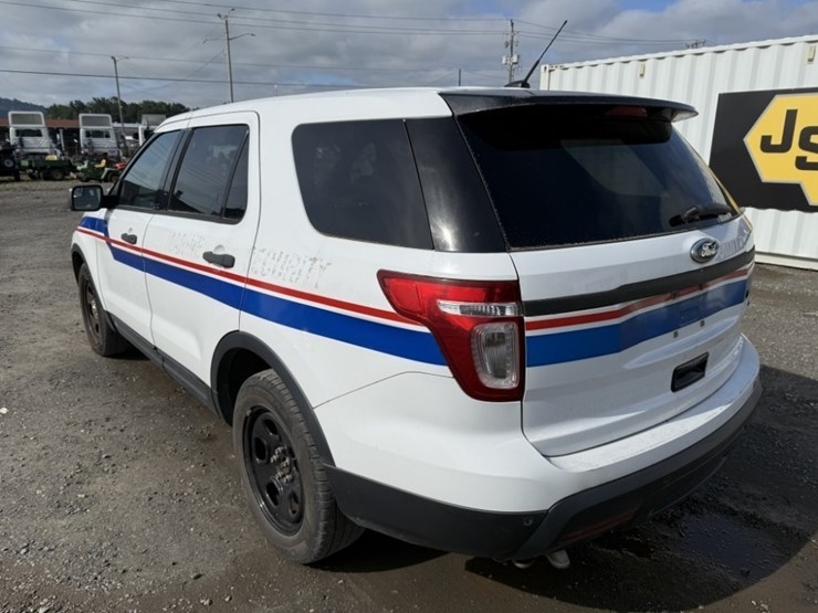 2014-ford-explorer-image-6