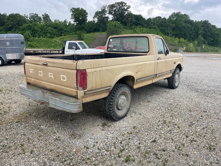 1987-ford-f250-image-3