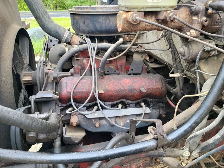 1982-international-1754-single-axle-grain-truck-image-62