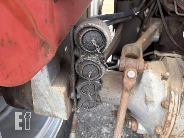 massey-ferguson-180-image-9