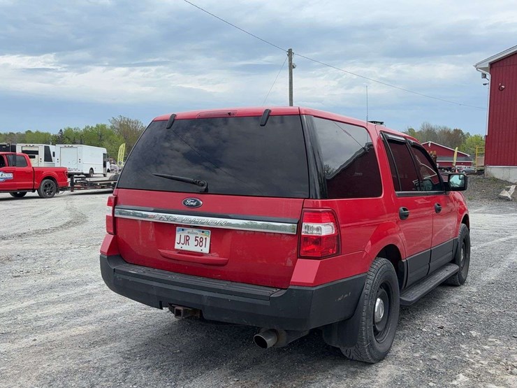 2015-ford-expedition-image-5