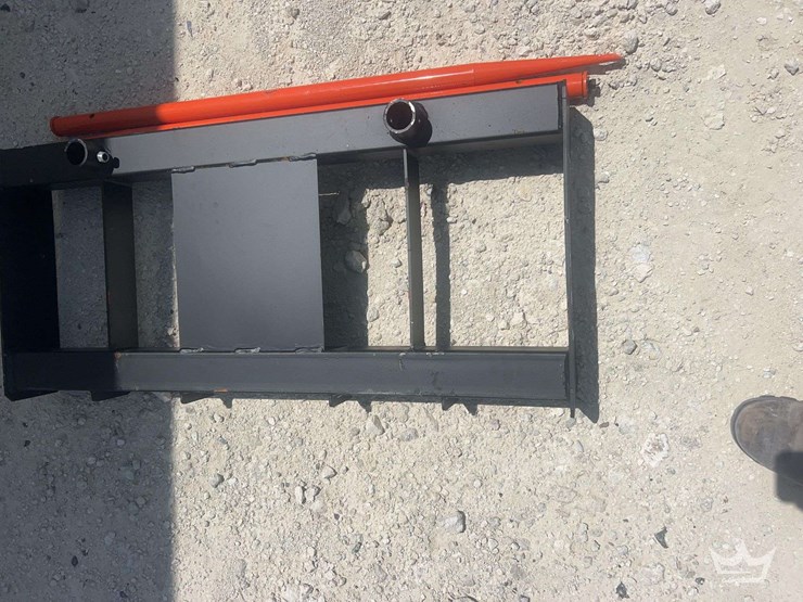 2026-pabreak-dual-prong-hay-bale-spear-skid-steer-attachment-image-3
