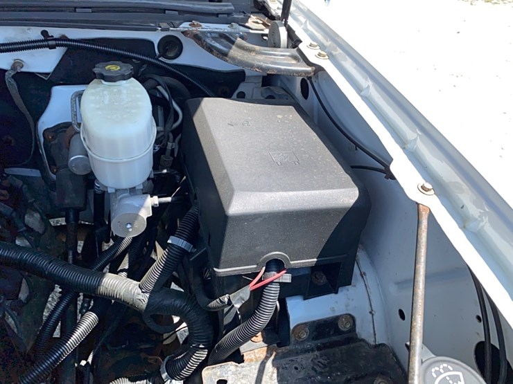 2013-chevrolet-2500-image-60