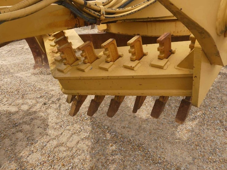 caterpillar-12h-image-9