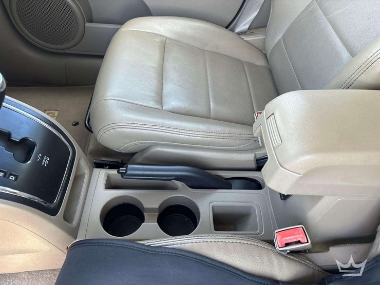 2015-jeep-patriot-image-18