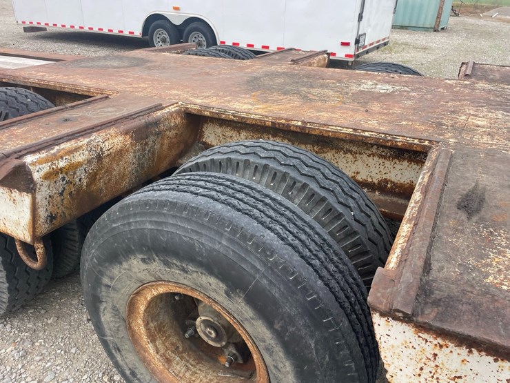 #40220-•-1981-phelan-wtt-60k-226"-tri/a-steel-fixed-neck-lowboy-trailer-vin:-1r9h39304b1010324-image-7