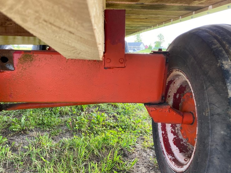 new---8’-x-18’-hay-wagon-with-gear-image-21