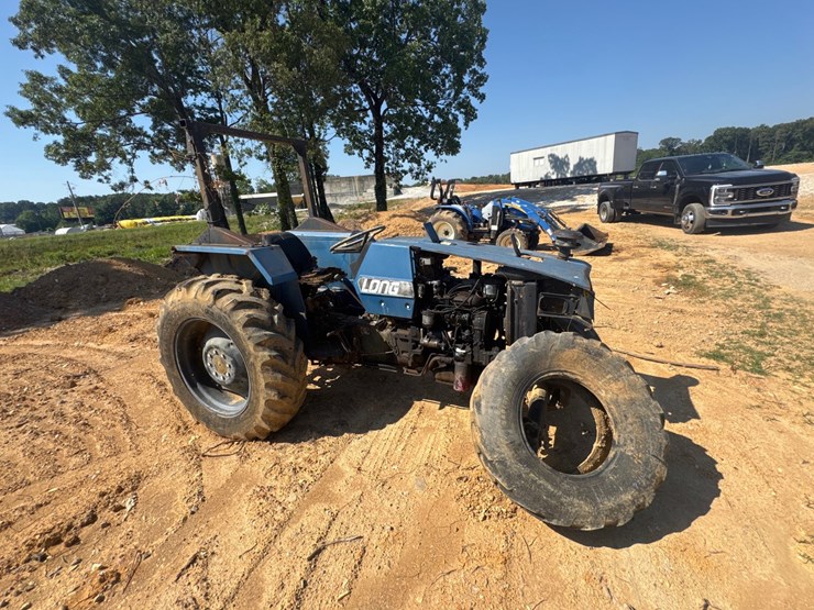 #20679-•-(inop)-long-2051-tractor-image-1