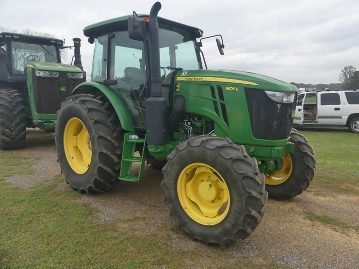 john-deere-6105e-image-2