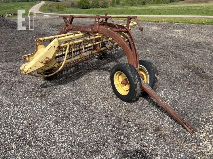 new-holland-256-image-4