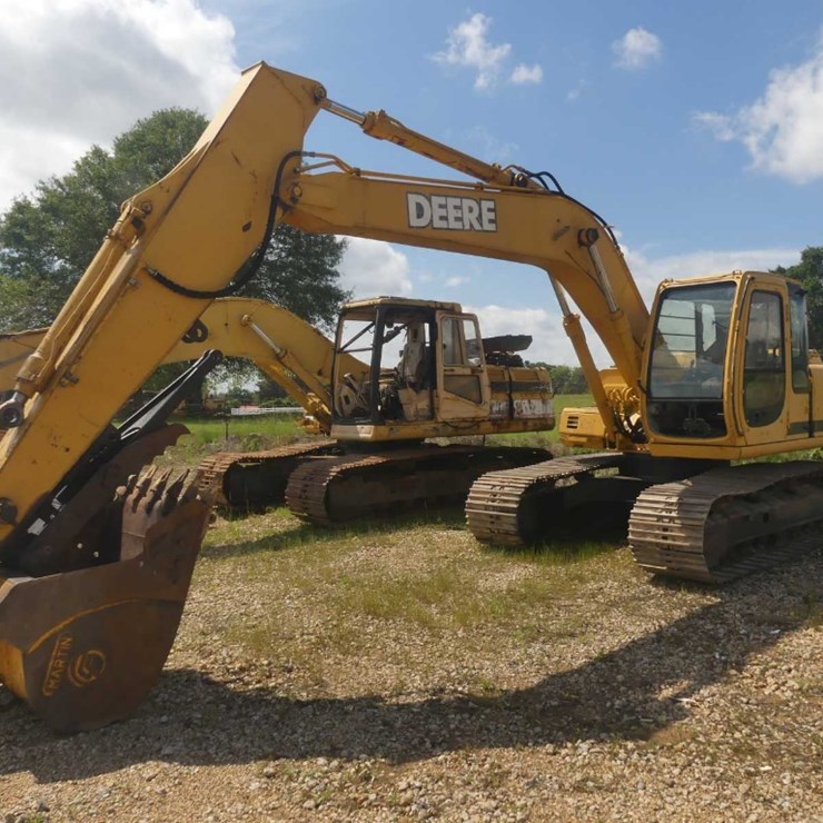 2002 DEERE 160C LC