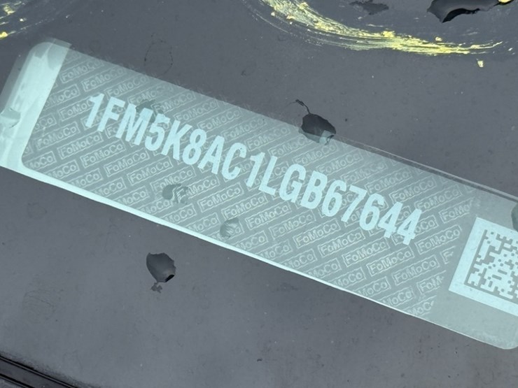 2020-ford-explorer-image-9