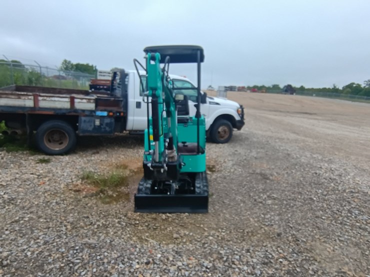 #24706-•-2025-agt-h15r-mini-escavator-image-2
