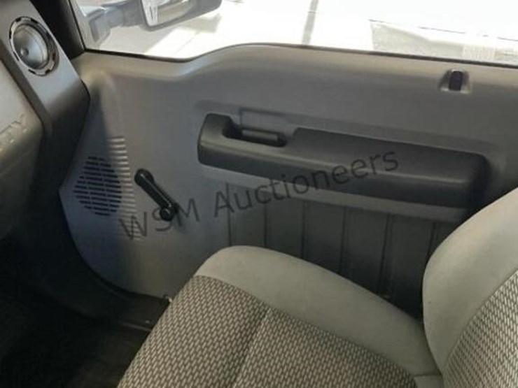 2012-ford-f350-image-21