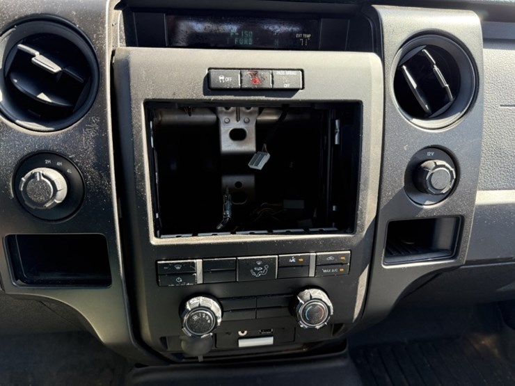 2014-ford-f150-image-33