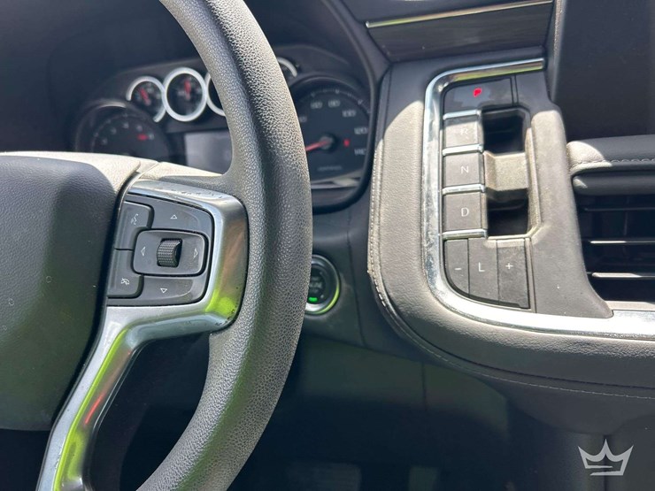 2024-chevrolet-tahoe-image-14