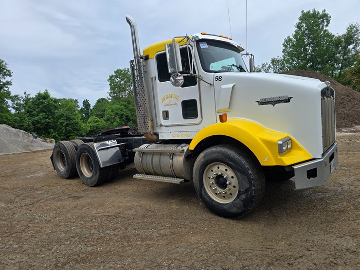 1999-kenworth-t800-image-28