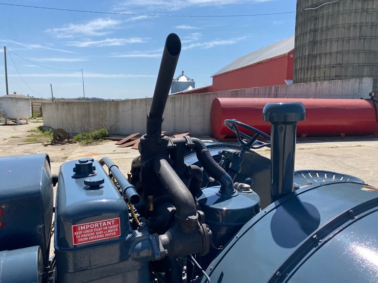 1926-case-12-20-cross-engine-gasoline-tractor-image-33