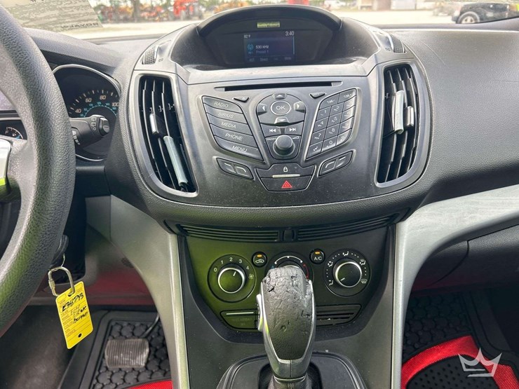 2014-ford-escape-image-16