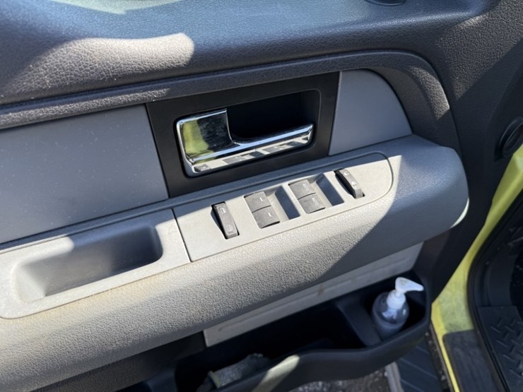 2013-ford-f150-image-24
