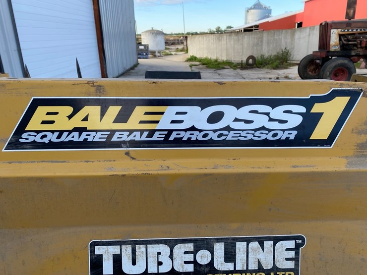 tubeline-3810-bale-boss-skidsteer-bale-chopper-image-14