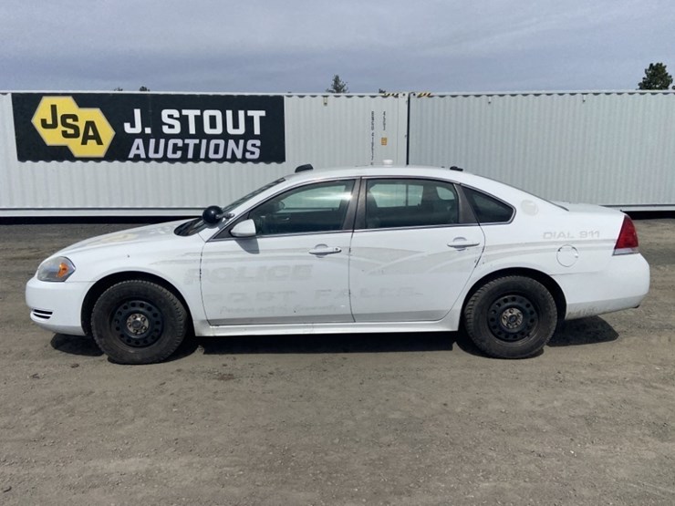 2011-chevrolet-impala-sedan-image-2