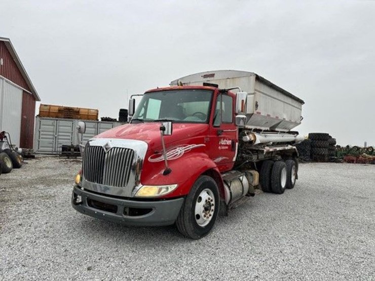 2006-case-ih-8600-image-47