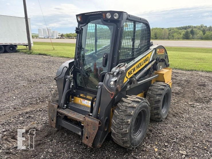 new-holland-l220-image-1