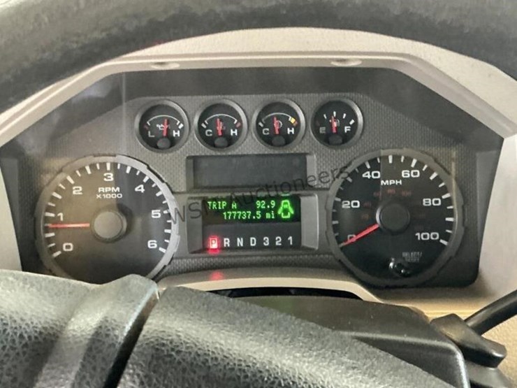 2008-ford-f450-image-22