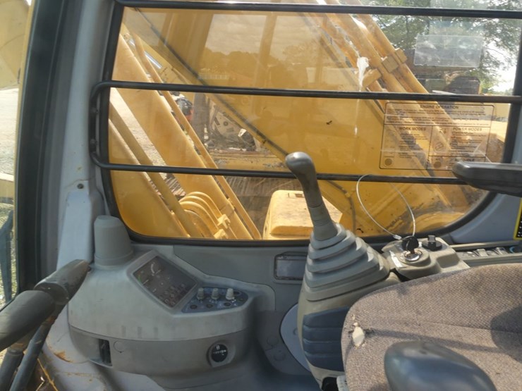 2002-deere-160c-lc-image-13