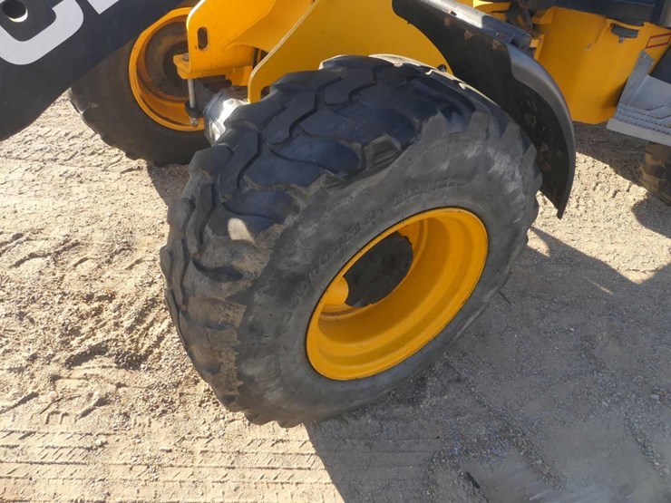 2023-jcb-407-image-6