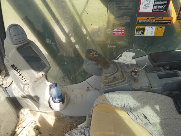 2019-deere-210g-image-13