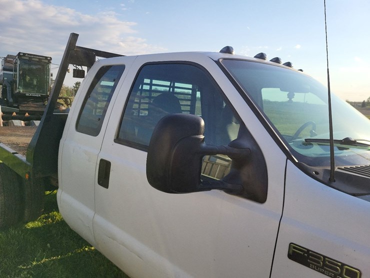 1999-ford-f350-image-32