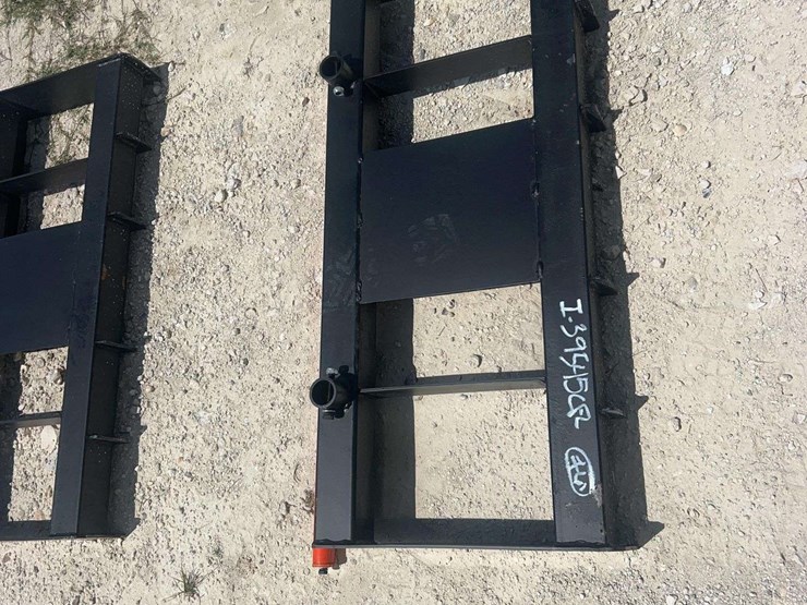 2026-pabreak-dual-prong-hay-bale-spear-skid-steer-attachment-image-1