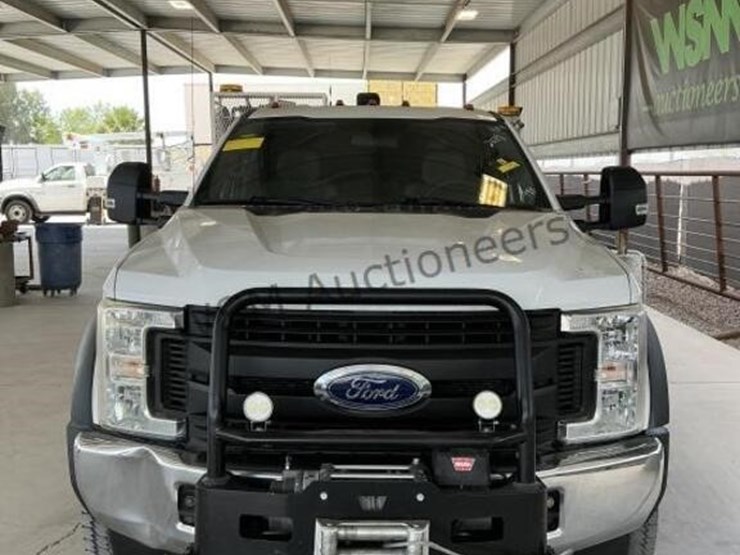 2019-ford-f550-image-3