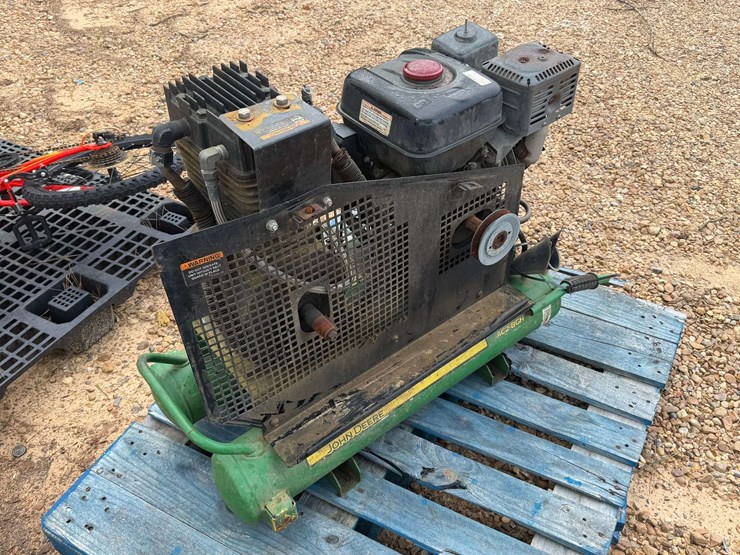 deere-ac2-8gh-image-3