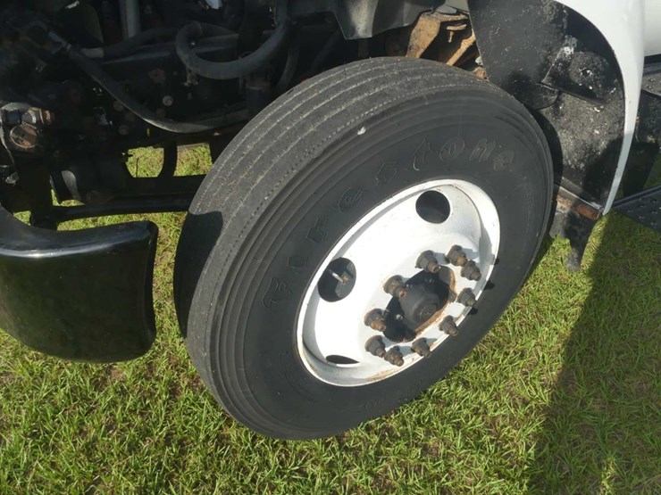 2004-ford-f750-image-10