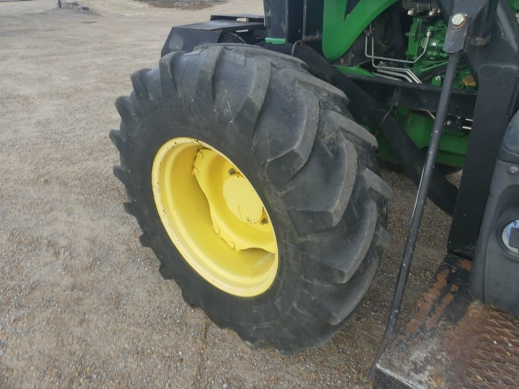 john-deere-6105e-image-7