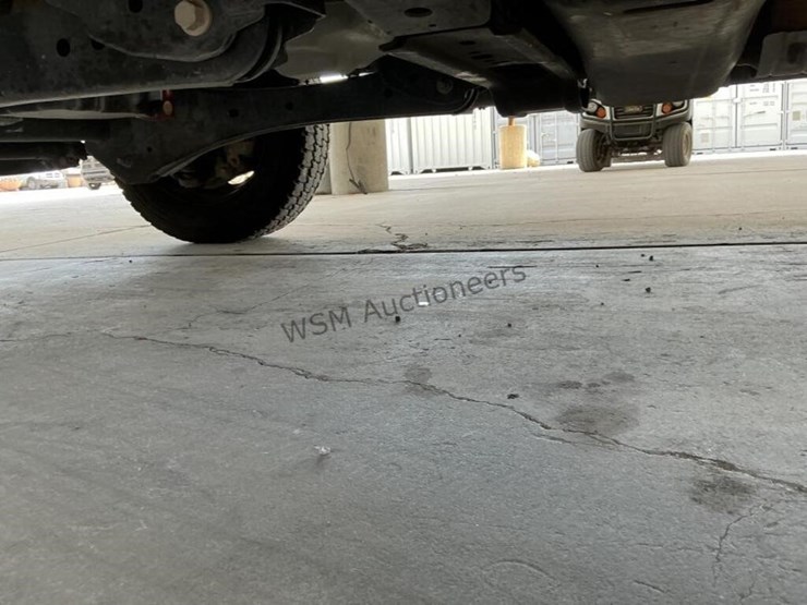 2019-ford-f550-image-27
