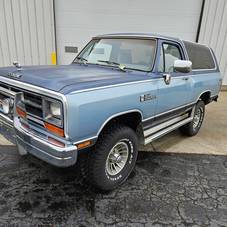 1989 DODGE RAM CHARGER