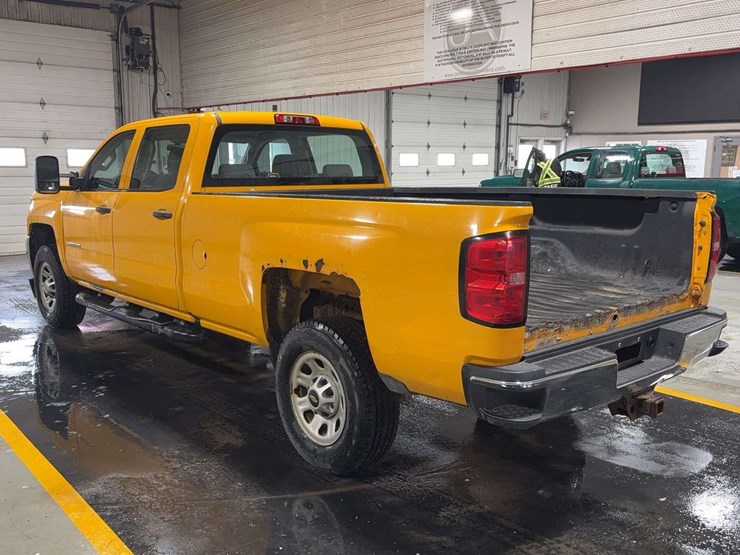 2016-chevrolet-silverado-3500hd-image-7