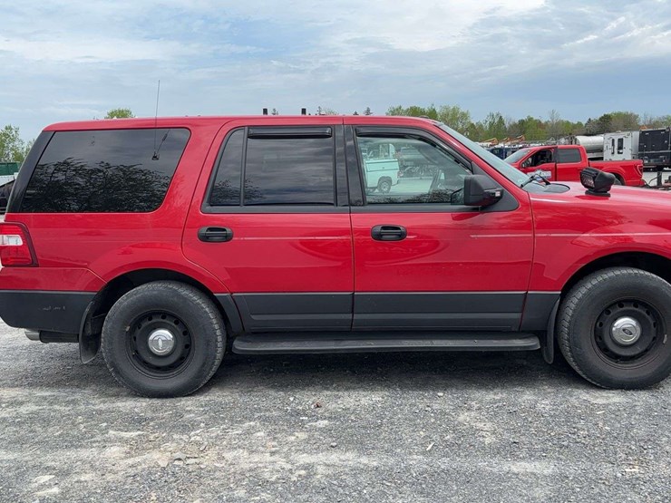 2015-ford-expedition-image-6