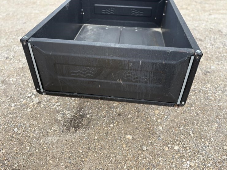 l3---agri-fab-lawn-cart-image-4