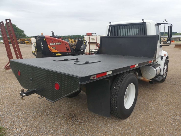 2012-international-durastar-4300-image-3