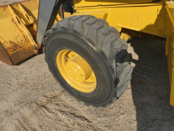 2013-deere-310k-image-8