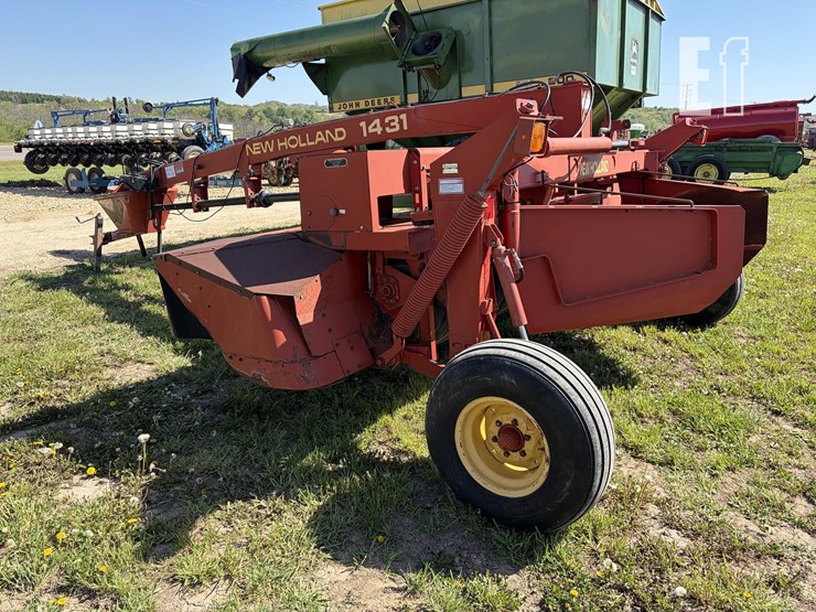 new-holland-1431-image-4