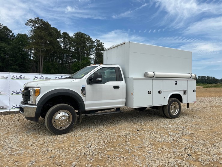 2017-ford-f450-image-2