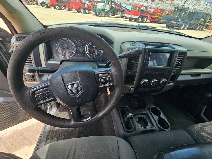2012-dodge-2500-image-9